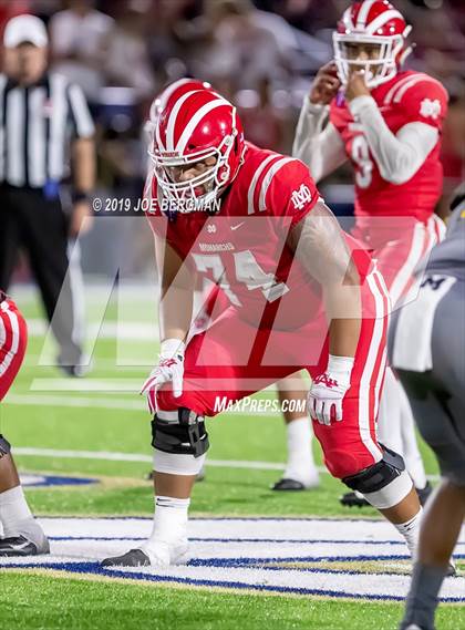 Thumbnail 3 in St. Frances Academy vs. Mater Dei (Trinity League vs. USA Showcase) photogallery.