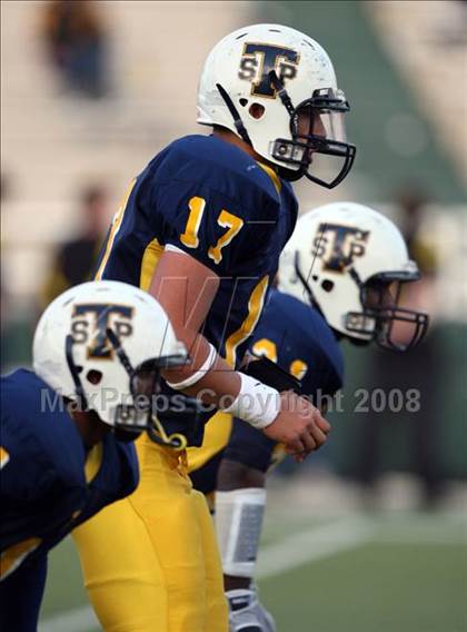 Thumbnail 1 in Garland vs. Stony Point (Texas 5A D1 Region II Regional Playoff) photogallery.
