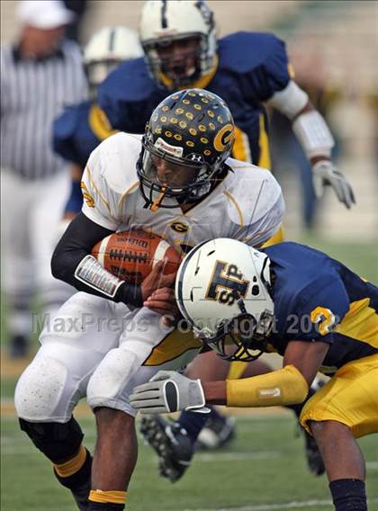 Thumbnail 2 in Garland vs. Stony Point (Texas 5A D1 Region II Regional Playoff) photogallery.
