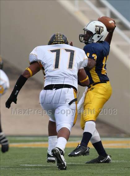 Thumbnail 1 in Garland vs. Stony Point (Texas 5A D1 Region II Regional Playoff) photogallery.