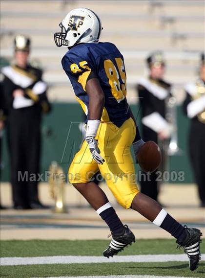 Thumbnail 2 in Garland vs. Stony Point (Texas 5A D1 Region II Regional Playoff) photogallery.