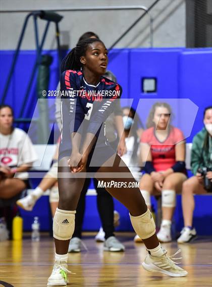Thumbnail 1 in Walton vs. Homewood (Nike Tournament of Champions) photogallery.