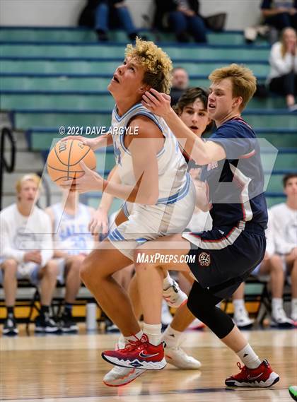Thumbnail 3 in Salem Hills vs. Woods Cross photogallery.