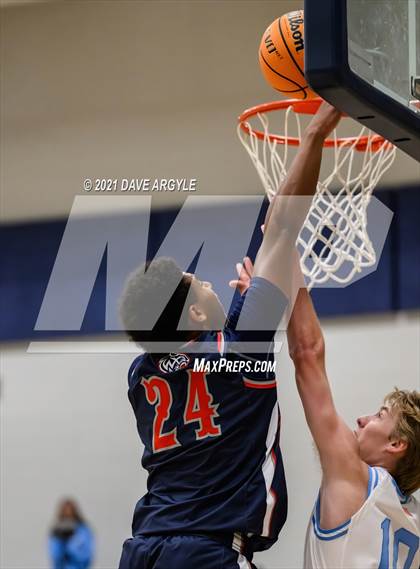 Thumbnail 3 in Salem Hills vs. Woods Cross photogallery.