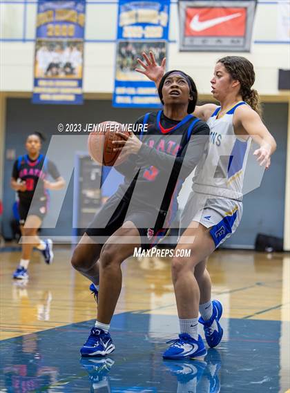 Thumbnail 3 in San Leandro vs. Foothill (Newark Optimist Club Holiday Classic) photogallery.