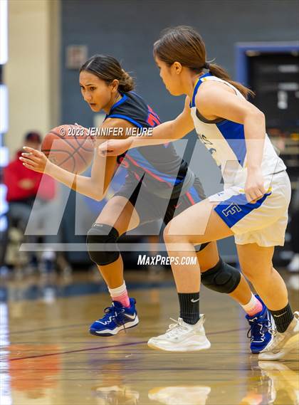 Thumbnail 3 in San Leandro vs. Foothill (Newark Optimist Club Holiday Classic) photogallery.