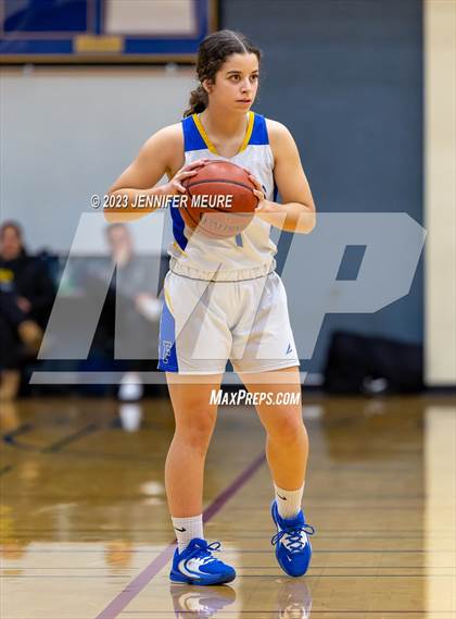 Thumbnail 3 in San Leandro vs. Foothill (Newark Optimist Club Holiday Classic) photogallery.