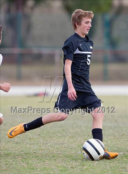 Thumbnail 3 in St. Petersburg Catholic vs Columbus photogallery.