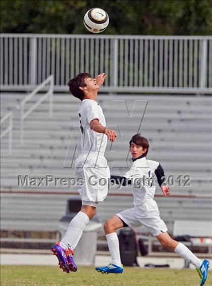 Thumbnail 1 in St. Petersburg Catholic vs Columbus photogallery.