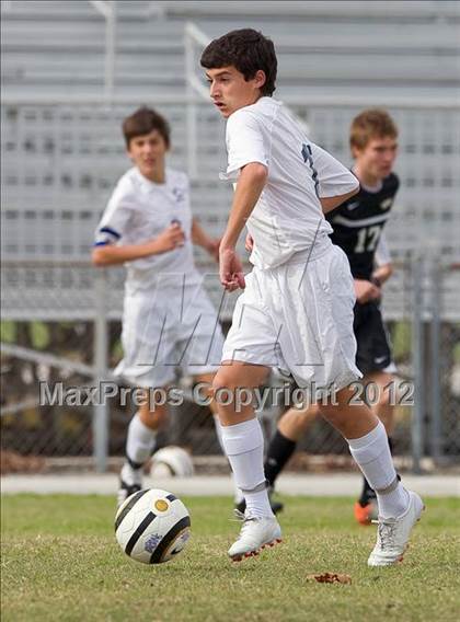 Thumbnail 2 in St. Petersburg Catholic vs Columbus photogallery.