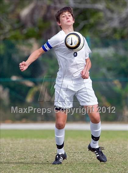 Thumbnail 2 in St. Petersburg Catholic vs Columbus photogallery.