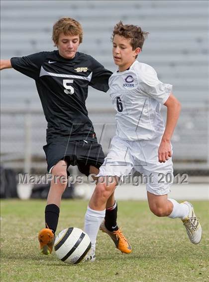 Thumbnail 3 in St. Petersburg Catholic vs Columbus photogallery.