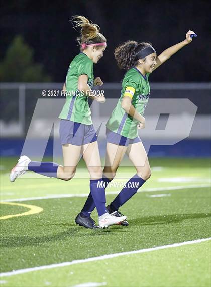 Thumbnail 2 in Sumner vs. Hillsborough photogallery.