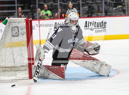 Thumbnail 2 in Valor Christian vs Regis Jesuit (CHSAA Final) photogallery.
