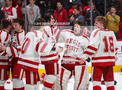 Thumbnail 2 in Valor Christian vs Regis Jesuit (CHSAA Final) photogallery.