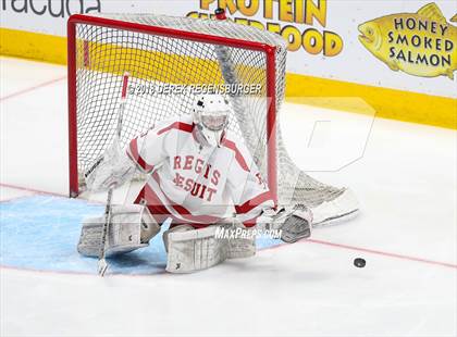 Thumbnail 1 in Valor Christian vs Regis Jesuit (CHSAA Final) photogallery.