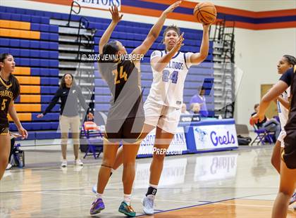 Thumbnail 3 in Centennial vs. Francis Parker (Las Vegas Thanksgiving Showcase) photogallery.