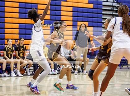 Thumbnail 1 in Centennial vs. Francis Parker (Las Vegas Thanksgiving Showcase) photogallery.