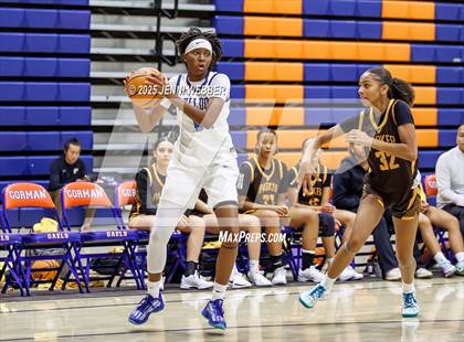 Thumbnail 3 in Centennial vs. Francis Parker (Las Vegas Thanksgiving Showcase) photogallery.