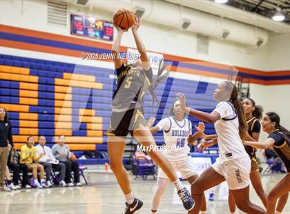 Thumbnail 2 in Centennial vs. Francis Parker (Las Vegas Thanksgiving Showcase) photogallery.