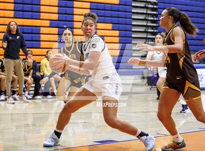 Thumbnail 3 in Centennial vs. Francis Parker (Las Vegas Thanksgiving Showcase) photogallery.
