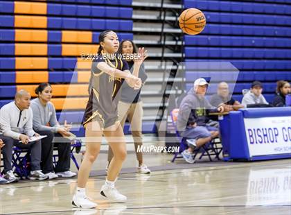 Thumbnail 2 in Centennial vs. Francis Parker (Las Vegas Thanksgiving Showcase) photogallery.