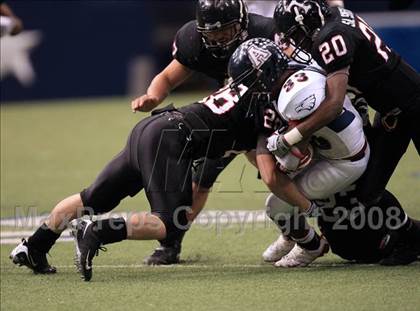 Thumbnail 3 in Trinity vs. Allen (Texas 5A D1 Region 1 Final) photogallery.