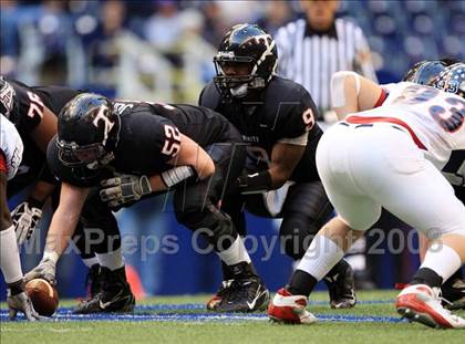 Thumbnail 1 in Trinity vs. Allen (Texas 5A D1 Region 1 Final) photogallery.