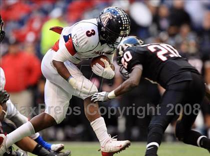Thumbnail 3 in Trinity vs. Allen (Texas 5A D1 Region 1 Final) photogallery.