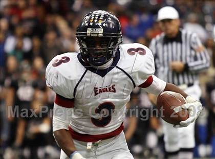 Thumbnail 3 in Trinity vs. Allen (Texas 5A D1 Region 1 Final) photogallery.