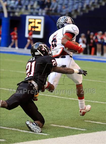 Thumbnail 2 in Trinity vs. Allen (Texas 5A D1 Region 1 Final) photogallery.