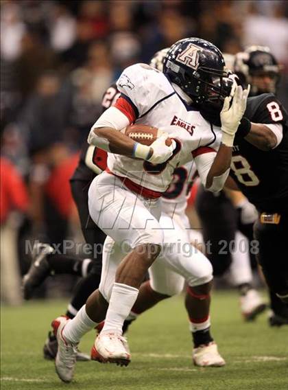 Thumbnail 3 in Trinity vs. Allen (Texas 5A D1 Region 1 Final) photogallery.