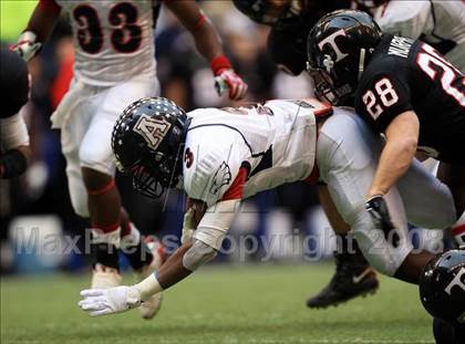 Thumbnail 3 in Trinity vs. Allen (Texas 5A D1 Region 1 Final) photogallery.
