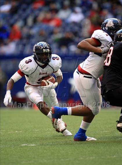 Thumbnail 1 in Trinity vs. Allen (Texas 5A D1 Region 1 Final) photogallery.
