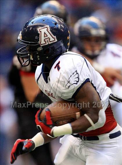 Thumbnail 2 in Trinity vs. Allen (Texas 5A D1 Region 1 Final) photogallery.
