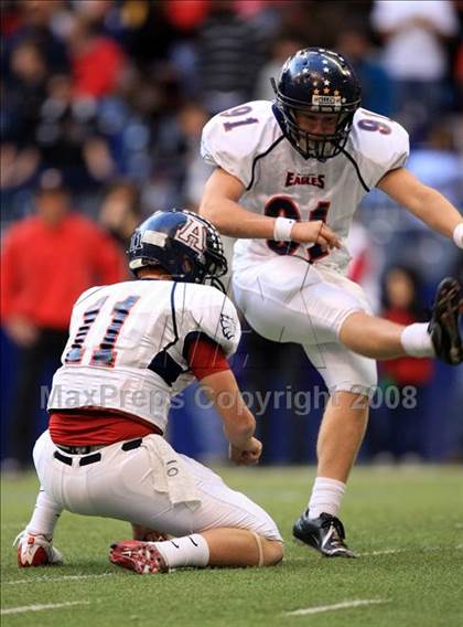 Thumbnail 1 in Trinity vs. Allen (Texas 5A D1 Region 1 Final) photogallery.