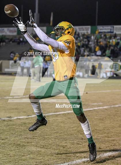 Thumbnail 2 in Myers Park @ Richmond (NCHSAA 4AA 3rd Round Playoff) photogallery.