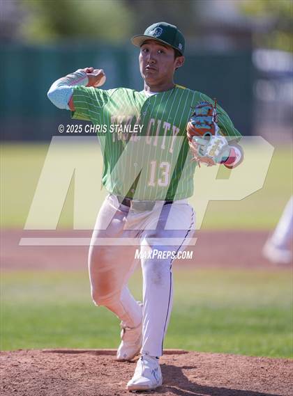 Thumbnail 3 in Tuba City vs Greyhills Academy (Epic Baseball Tournament) photogallery.