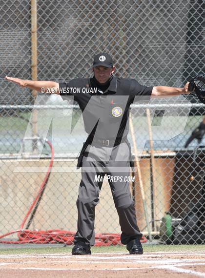 Thumbnail 2 in Granada Hills Charter vs. Birmingham (CIF City Open Playoff) photogallery.
