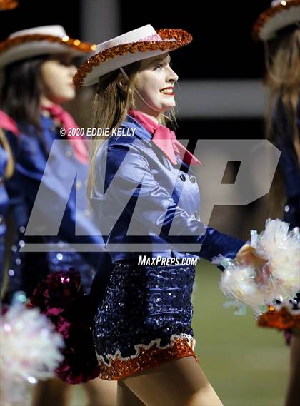 Thumbnail 2 in Wakeland @ The Colony photogallery.