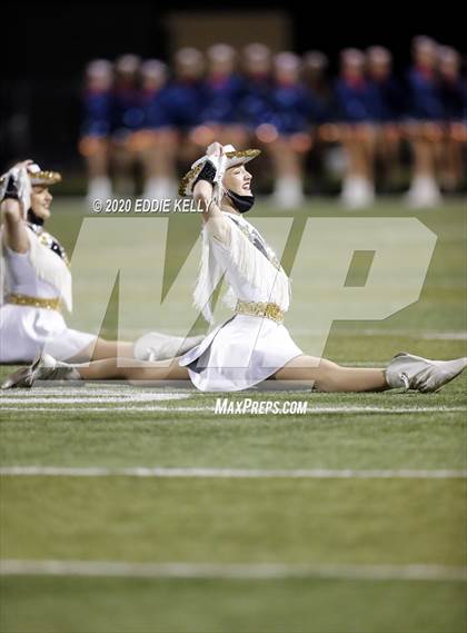 Thumbnail 2 in Wakeland @ The Colony photogallery.