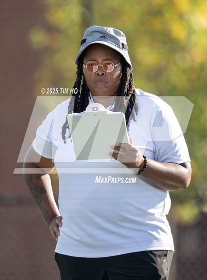 Thumbnail 3 in Damascus vs Blake (Paint Branch High School) photogallery.
