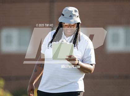Thumbnail 2 in Damascus vs Blake (Paint Branch High School) photogallery.