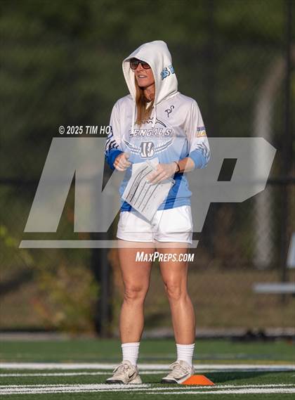 Thumbnail 2 in Damascus vs Blake (Paint Branch High School) photogallery.