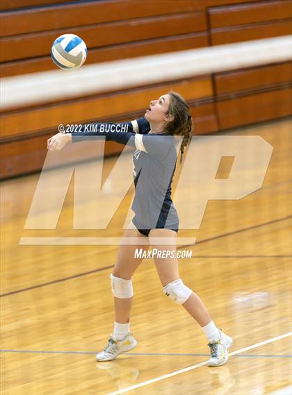Thumbnail 3 in Utica Ford @ Grosse Pointe South photogallery.