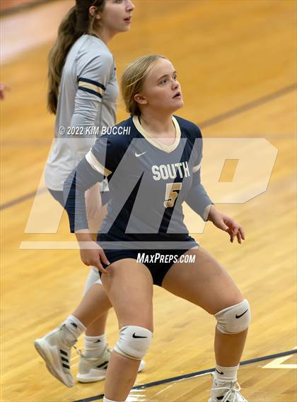 Thumbnail 1 in Utica Ford @ Grosse Pointe South photogallery.