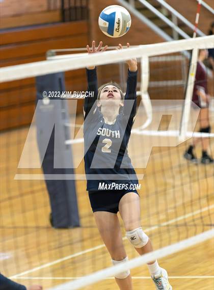 Thumbnail 2 in Utica Ford @ Grosse Pointe South photogallery.