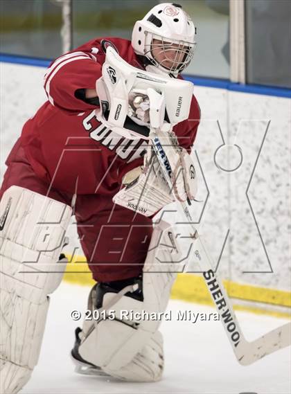Thumbnail 1 in Bedford vs Concord (Bauer Holiday Tournament Final) photogallery.