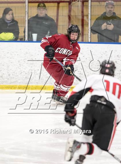 Thumbnail 1 in Bedford vs Concord (Bauer Holiday Tournament Final) photogallery.