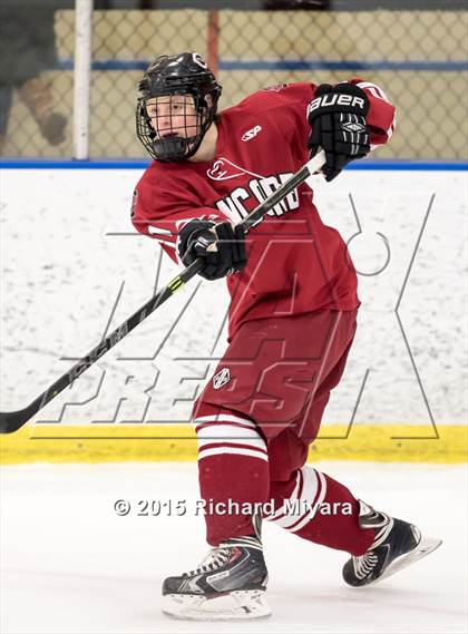 Thumbnail 3 in Bedford vs Concord (Bauer Holiday Tournament Final) photogallery.